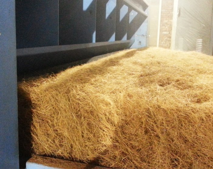 لباد جوز الهند والجوت